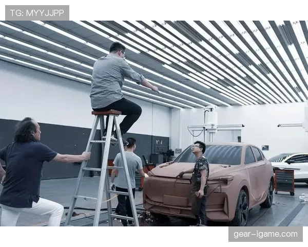 马赫雷斯以技术美学重塑足球未来，创新边界持续拓展引关注