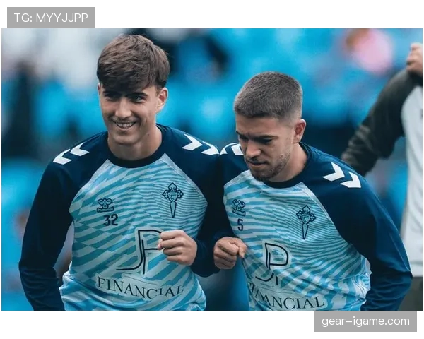 皇马球迷热情助威，球队状态回升迎战新赛季