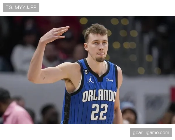 瓦格纳无球跑位拉空三分，效率反超班切罗